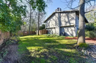 Photo #2: 20008873 Listing