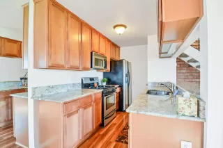 Photo #4: 20009014 Listing 