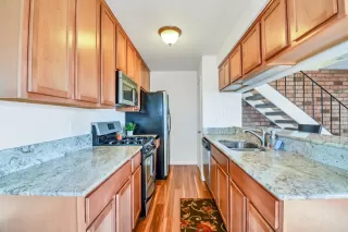 Photo #6: 20009014 Listing 