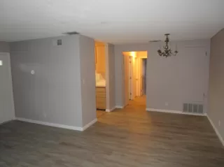 Photo #2: 20009148 Listing 