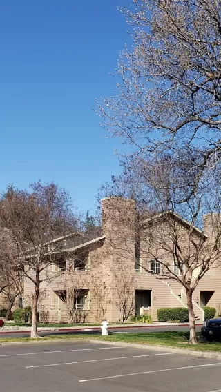 Photo #2: 20009176 Listing