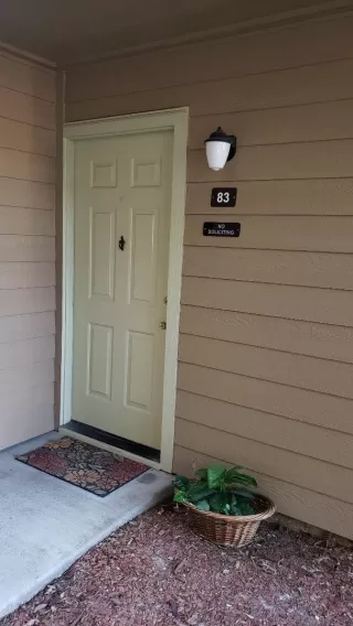 Photo #4: 20009176 Listing