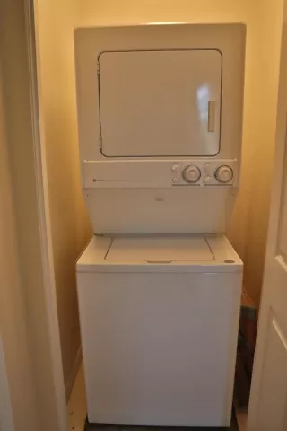 Photo #5: 20009268 Listing