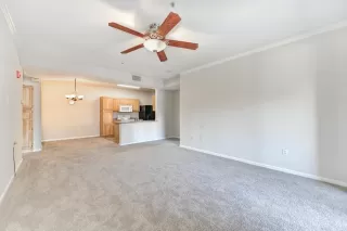 Photo #3: 20009556 Listing