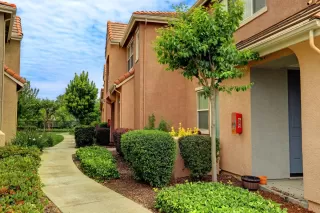 Photo #4: 20009733 Listing 