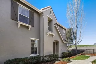 Photo #3: 20009859 Listing