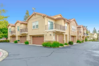 Photo #1: 20010128 Listing