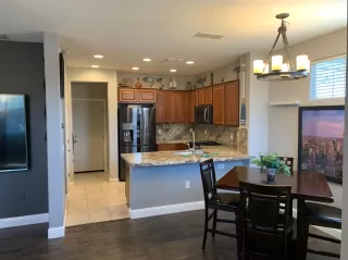 Photo #2: 20010152 Listing 