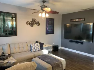 Photo #3: 20010152 Listing 