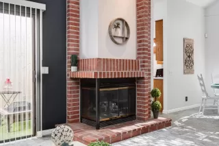 Photo #2: 20010434 Listing