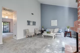 Photo #3: 20010434 Listing