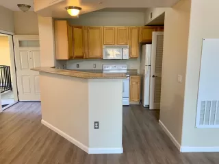 Photo #4: 20010451 Listing