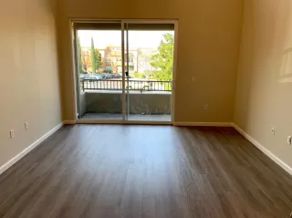 Photo #5: 20010451 Listing