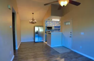 Photo #3: 20010698 Listing 