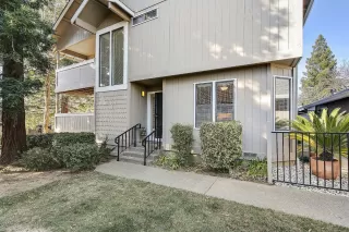 Photo #1: 20010894 Listing