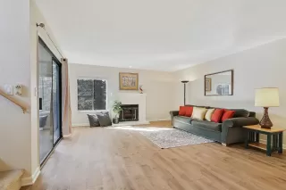 Photo #4: 20010894 Listing