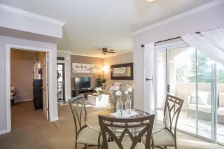 Photo #5: 20011180 Listing 
