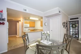 Photo #6: 20011180 Listing 