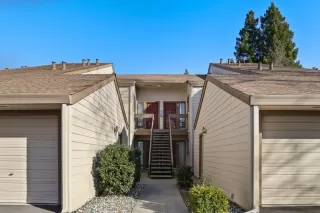 Photo #1: 20011225 Listing 
