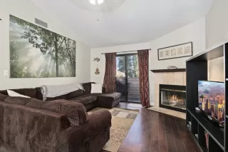 Photo #4: 20011225 Listing 