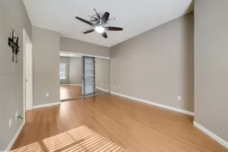 Photo #6: 20011280 Listing 