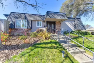 Photo #2: 20011579 Listing 