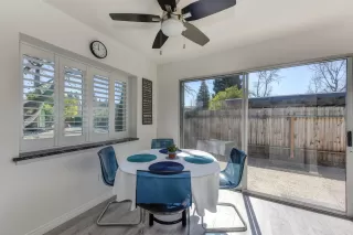 Photo #4: 20011579 Listing 