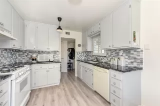 Photo #5: 20011579 Listing 