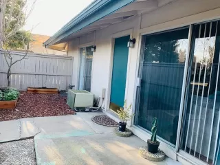 Photo #2: 20012009 Listing