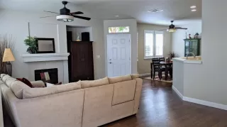 Photo #3: 20012108 Listing