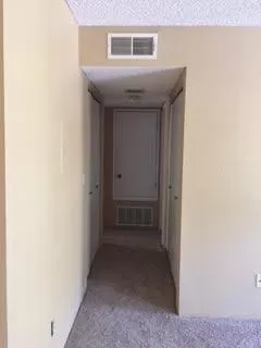 Photo #6: 20012444 Listing