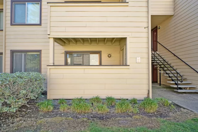MLS: 20012990 Condo For Sale