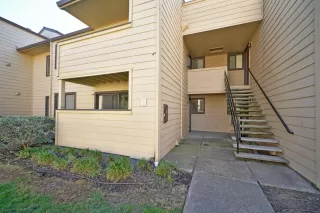 Photo #1: 20012990 Listing