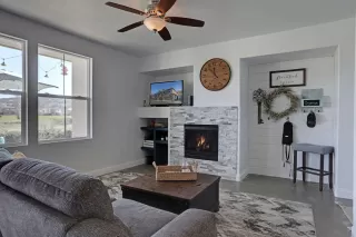 Photo #4: 20013526 Listing