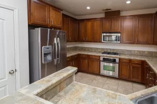 Photo #2: 20013664 Listing