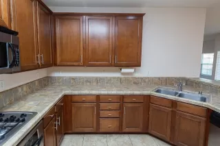 Photo #3: 20013664 Listing