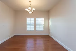 Photo #4: 20013664 Listing