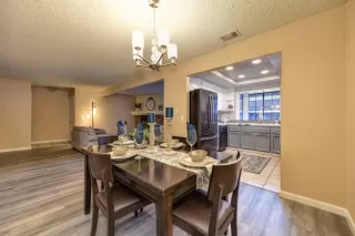 Photo #5: 20013744 Listing