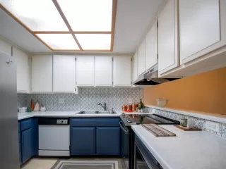 Photo #5: 20014030 Listing