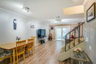 Photo #6: 20014414 Listing