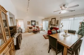 Photo #4: 20014757 Listing 