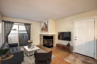 Photo #3: 20014783 Listing