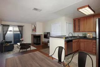 Photo #5: 20014783 Listing