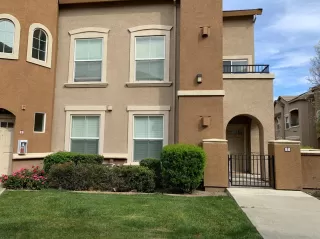 Photo #2: 20015293 Listing 