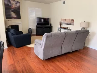 Photo #5: 20015293 Listing 