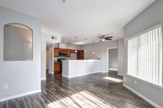 Photo #6: 20015320 Listing 