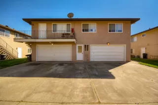 Photo #1: 20015758 Listing 