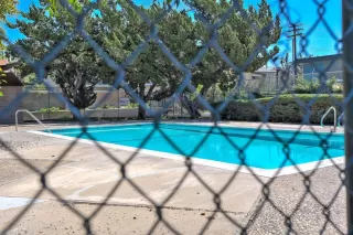 Photo #2: 20015758 Listing 