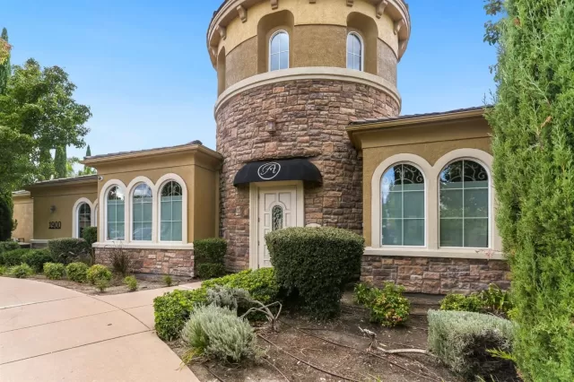 MLS: 20015932 Condo For Sale