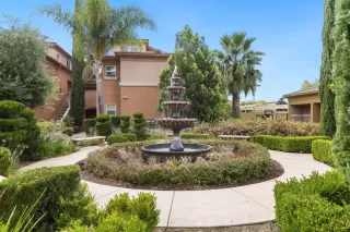Photo #5: 20015932 Listing